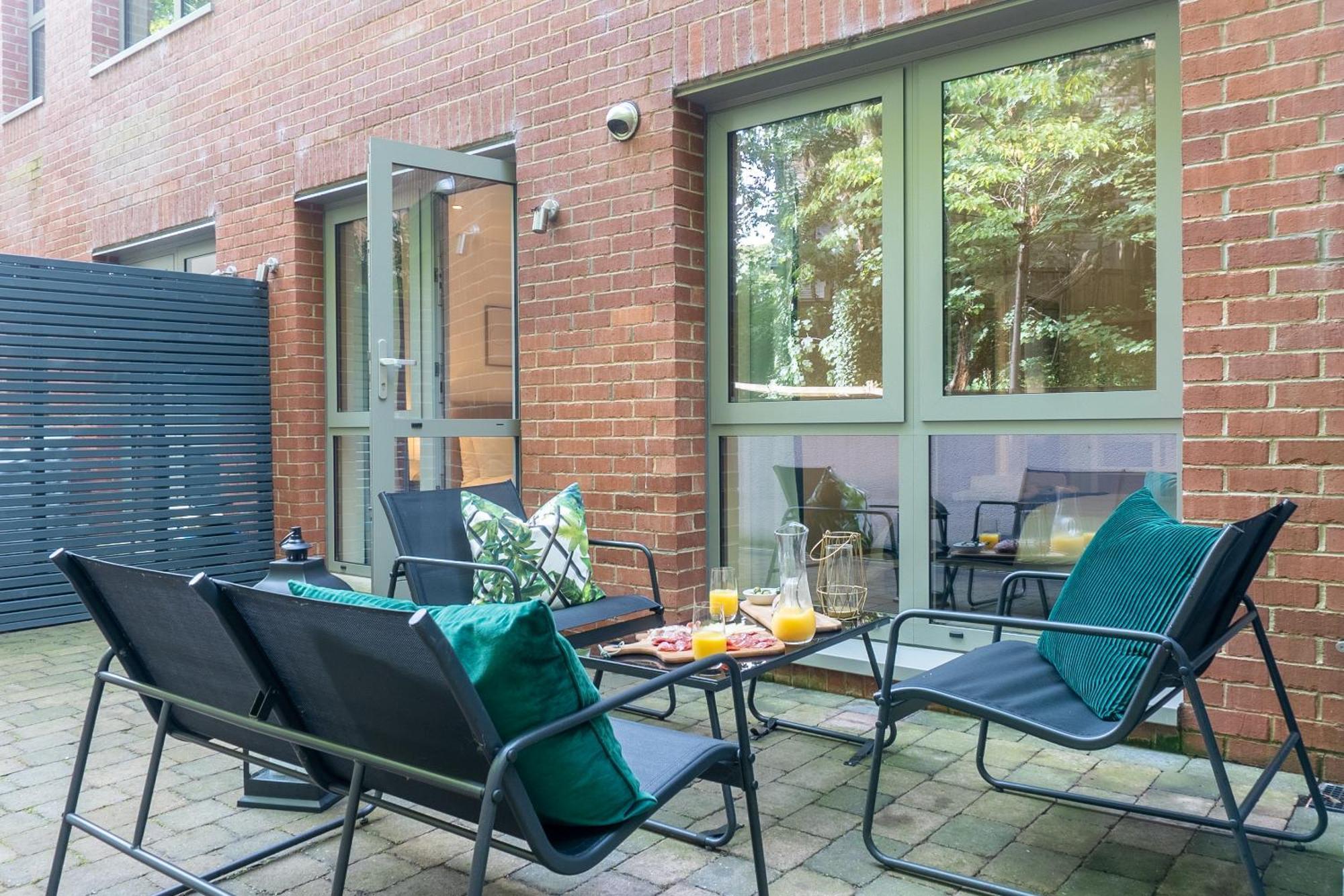 Springfield Two Apartment Harrogate Exterior photo